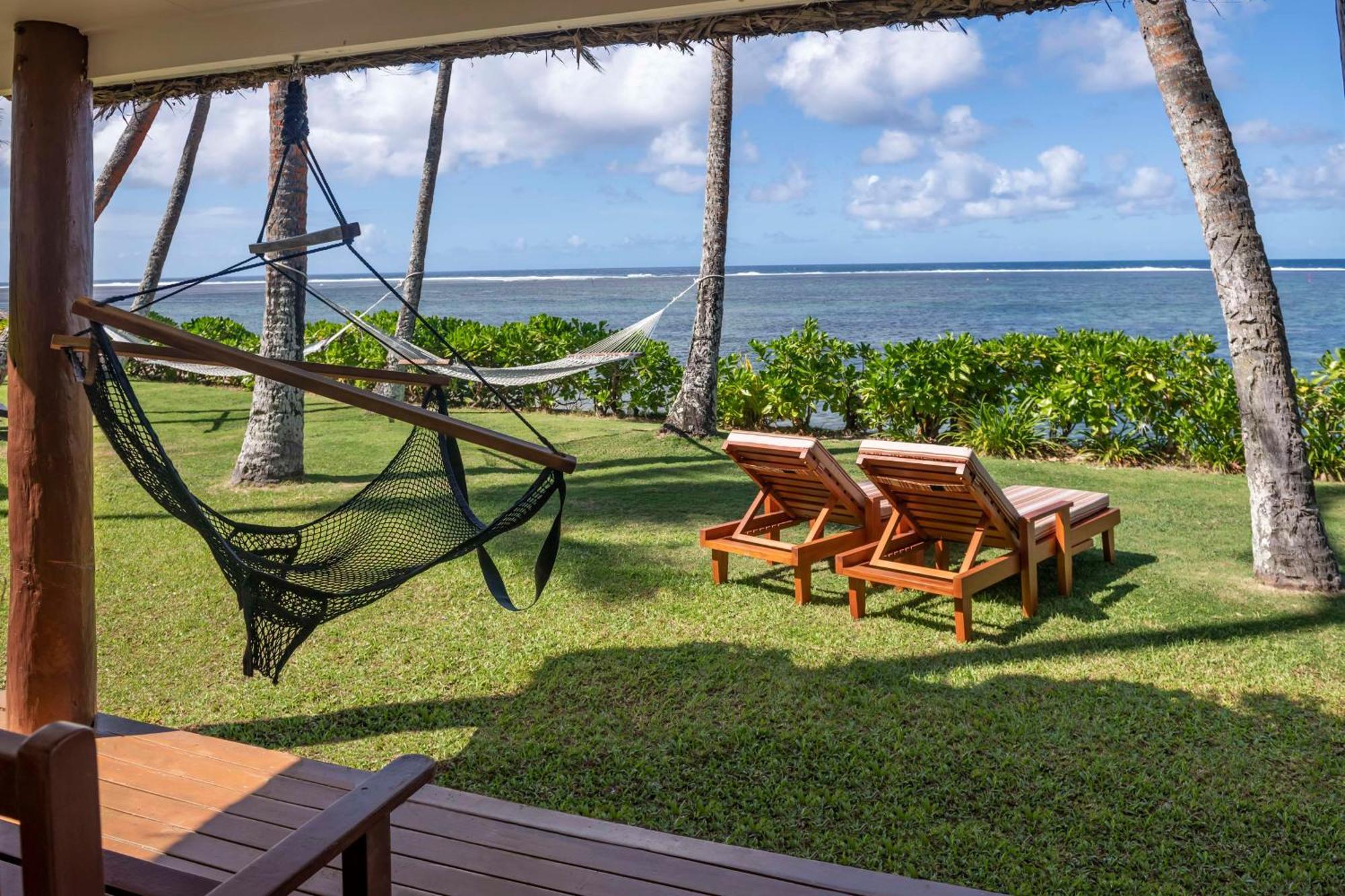 Outrigger Fiji Beach Resort Korotogo Exterior foto View from a bungalow